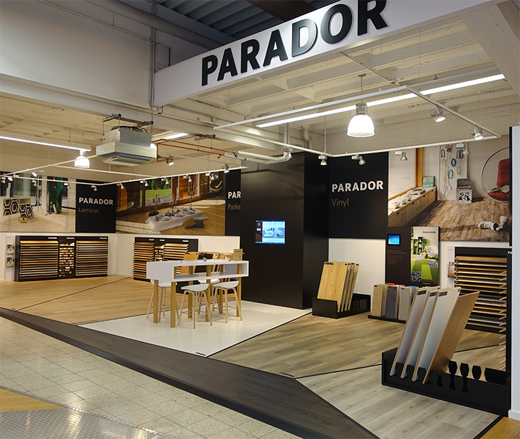 Neues Parador Studio